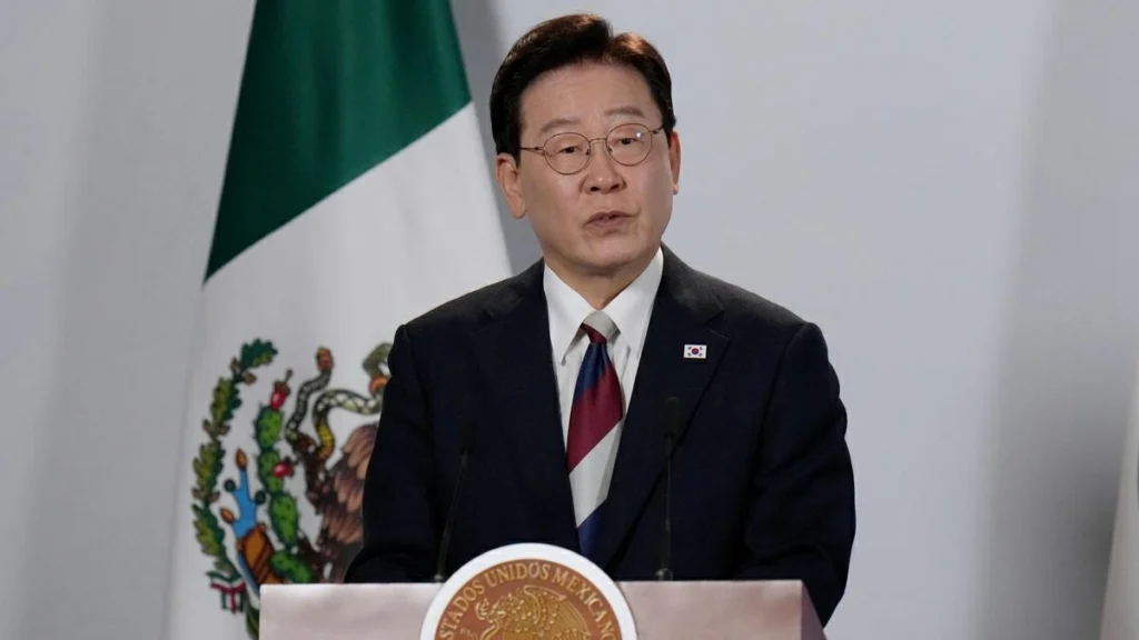 South Korea demands apology from Ukraine over disclosure of North Korean POWs