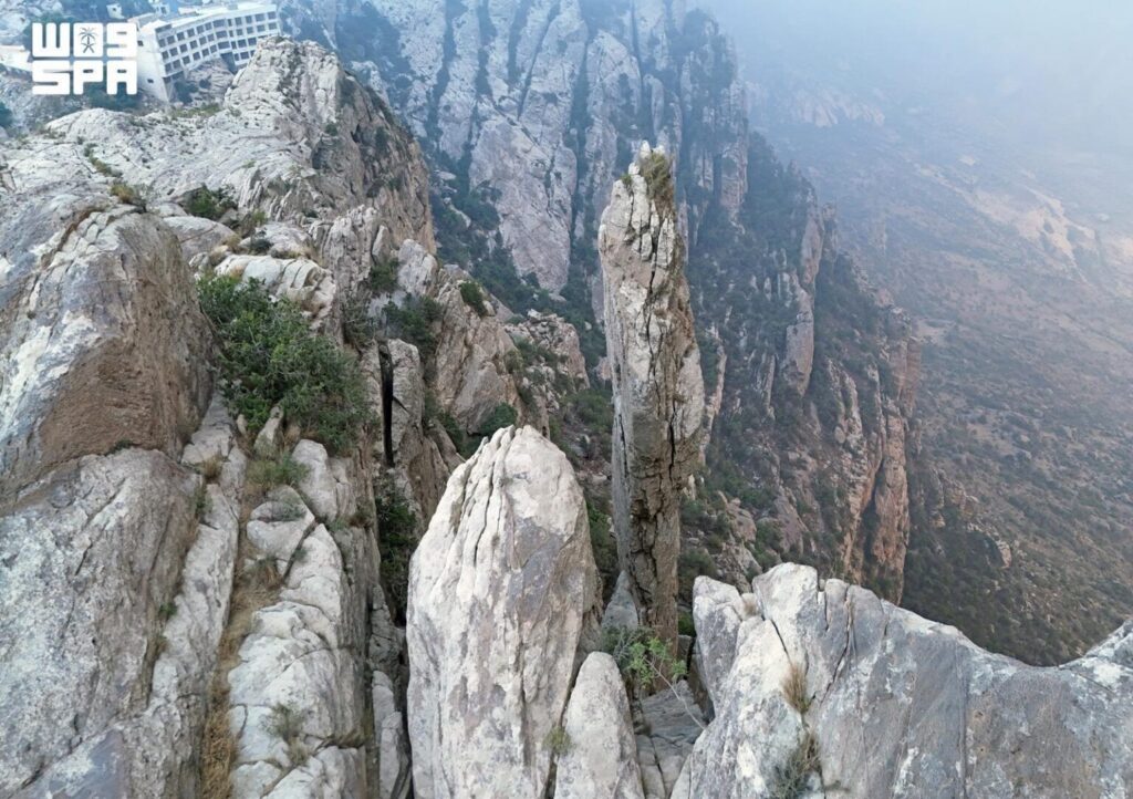 Aseer’s Distinct Rock Formations Boost Mountain Tourism